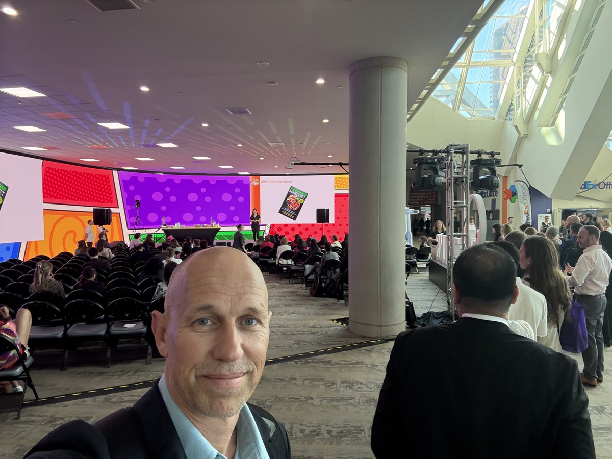 McCance Center for Brain Health at MGH (@mghbrainhealth) on Twitter photo McCance Clinical Trials Director, <a href="/DrGeneBowman/">Dr. Gene Bowman</a>, recently attended an #AAN25 and joined his mentee, Dr. Debora van Lent, & Sodexo Executive Chef Josh Peavey for a live demonstration on brain-healthy foods and a neuroprotective diet. McCance Clinical Trials Director, <a href="/DrGeneBowman/">Dr. Gene Bowman</a>, recently attended an #AAN25 and joined his mentee, Dr. Debora van Lent, & Sodexo Executive Chef Josh Peavey for a live demonstration on brain-healthy foods and a neuroprotective diet.