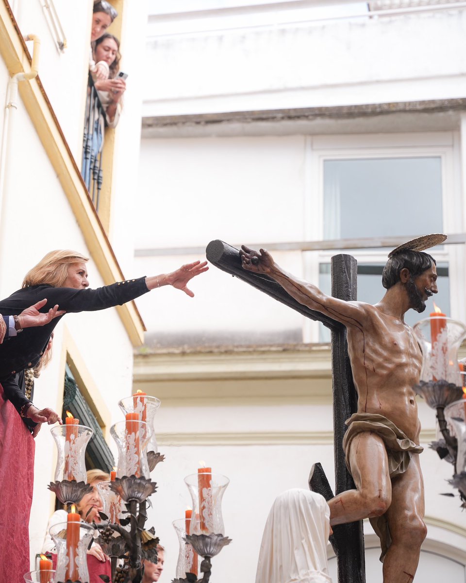 TQuifes's tweet photo. Real de la Carretería.

#SSantaSevilla25 https://t.co/hJVv3vUOfk