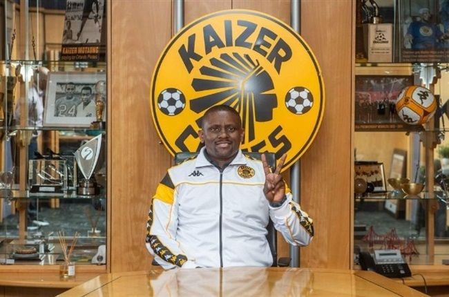 Soccer_Laduma's tweet photo. ➡️ Chiefs scout headed to Malawi ✌️

Kaizer Chiefs head scout Tera Maliwa, renowned for his expertise in player recruitment, will share his knowledge with other African scouts at a symposium in Malawi later this year.

MORE:  https://t.co/5IkpfBi0SS https://t.co/DzEBIMsGLk