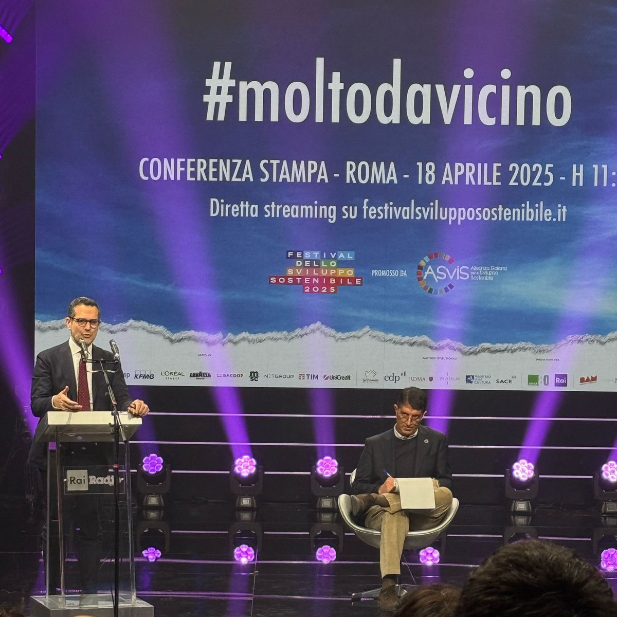ASviSItalia's tweet photo. Albino Russo, @Coopitalia: Siamo felici di poter testimoniare il nostro impegno per la #sostenibilità con una presenza diffusa nei vari eventi del Festival #ASviS sul territorio. Parleremo di #biodiversità, dell'impegno delle cooperative sul territorio e delle filiere alimentari. #moltodavicino