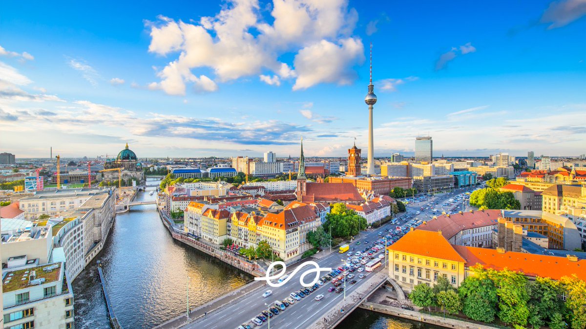 EuropeanSlpr's tweet photo. Ready to discover your perfect summer escape? ☀️ 

Climb aboard the #GoodNightTrain — drift off in one city and wake up in another. No airport stress, just dreamy views, good vibes, and a greener way to travel. 🌍🚆💤 

Where do you want to wake up this summer? 👇 https://t.co/0ypmGsEYd9