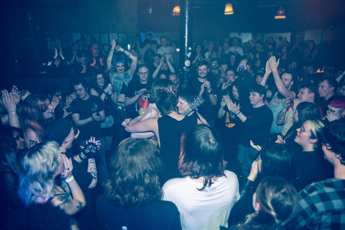 delairetheliar's tweet photo. the pleasure of life &amp; death &amp; the knife edge, hanging by a thread. 

views from our final show taken by Estie Joy https://t.co/6ADlAX0VXF