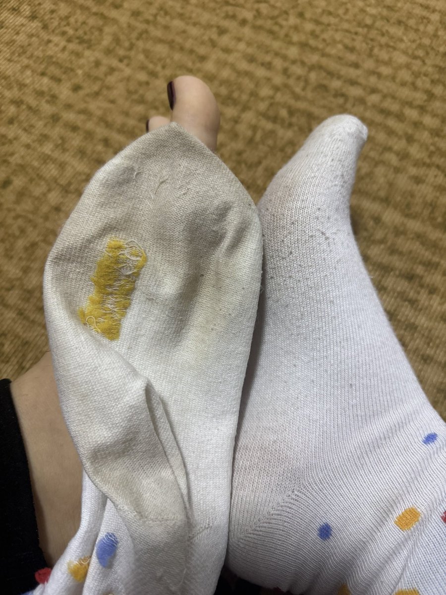 福利姬云朵小羊的原味屋分享的黄推图片2 - 网红私拍内容