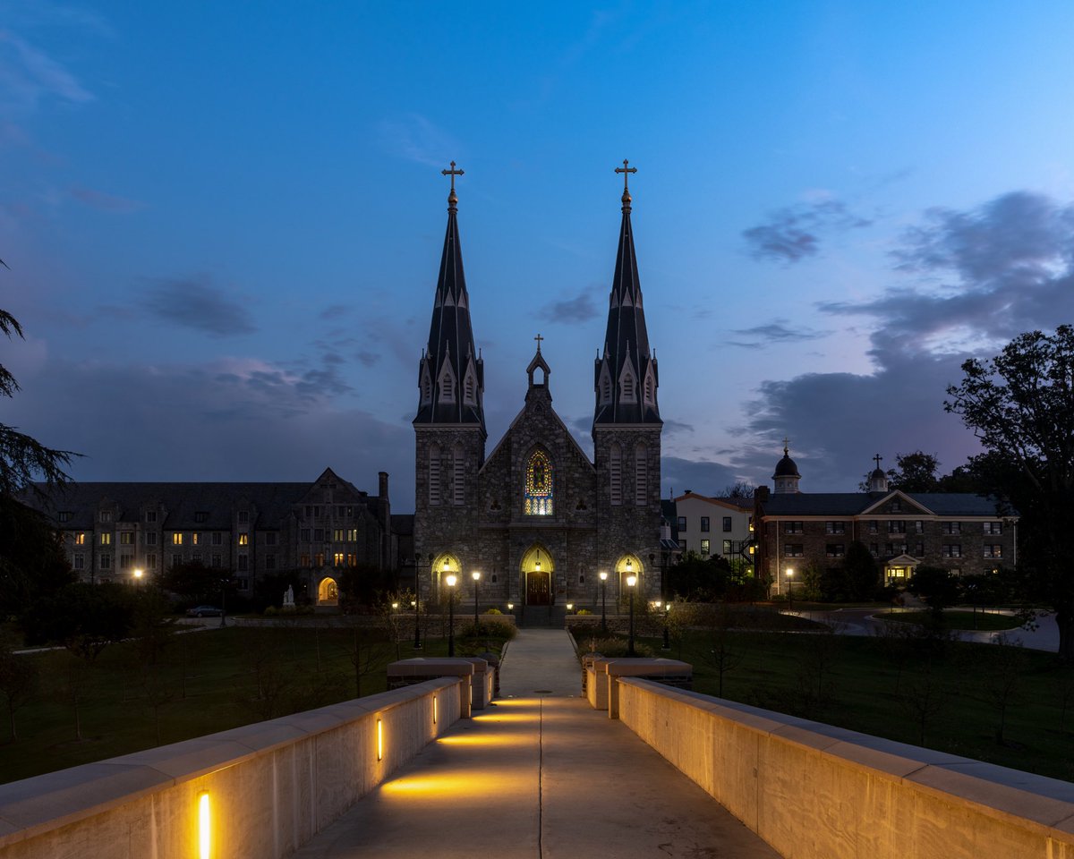Villanova University tweet media
