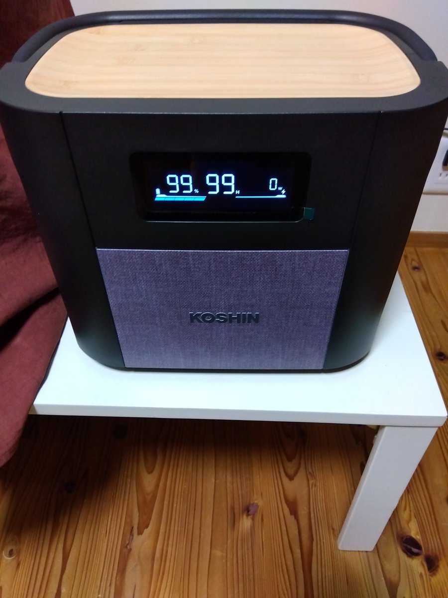 BeXgczJueIl90Rx's tweet image. さあ見せてもらおう。ポタ電の性能とやらを　（退職の餞別　ギフトカードが助かりました）これ定格出力が600Wで12インチのウーマーが250W×2  電源でイケる？天候も20日の朝方ちょっと降る☔位でほとんど晴れ☀️　
土日はドライで走れ🏍️そうですね
＃STPP（佐賀2輪パイロン練習会）
＃武雄自動車学校