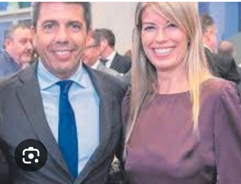 WyomingGran's tweet photo. Se me ha llenado esto de papanatas y fantasmas,  diciendo que pedir que Maribel Villaplana declare lo que sabe y deje de encubrir a #Mazón "no es feminista" . 

No han entendido nada los muy idiotas... 

#mazondimissió #MazonDimisión #MazonMiserableDimision #MazónAPrisión https://t.co/8OOqUwzFaP
