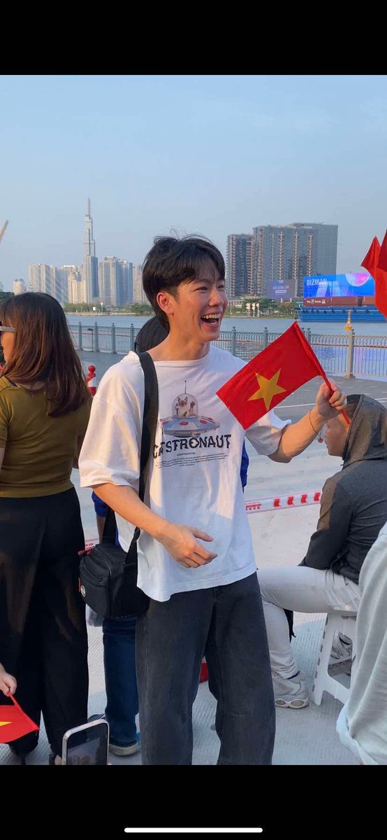 oswlin21's tweet photo. น่ารักกกกก🫶🫶🫶
#WelcomebackYinWartoVN 
Welcome Jack and Joker to VietNam
#yinyin_anw #warwanarat #หยิ่นวอร์ #YinWarExclusiveFMinVietnam https://t.co/NeMeN7XDKy