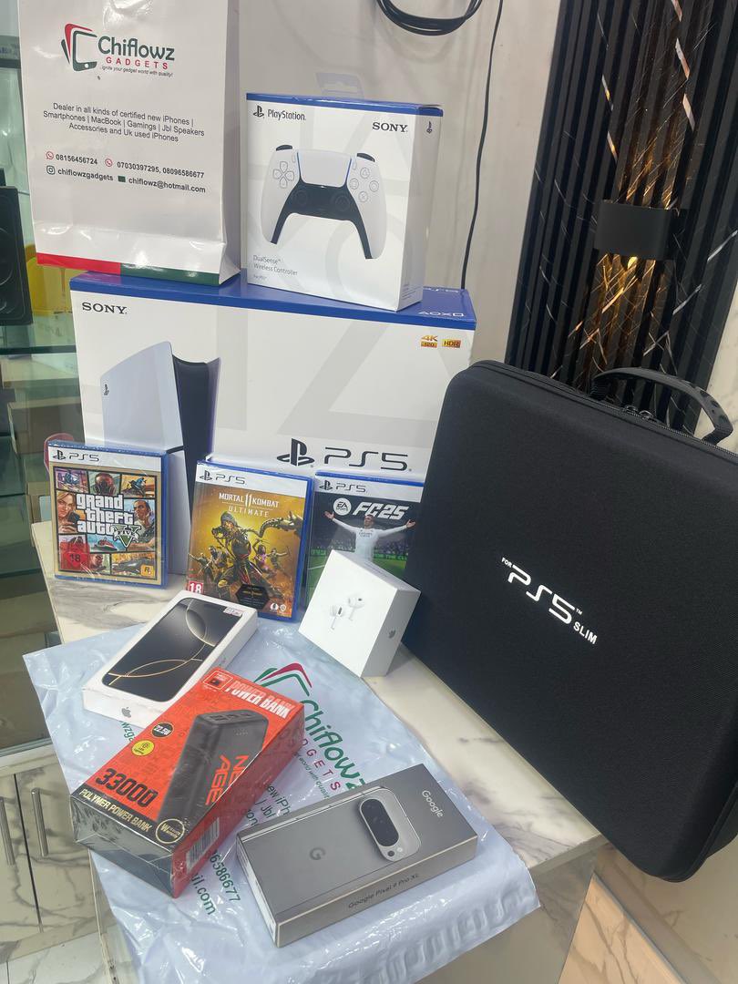 <a href="/Mrbankstips/">MrBanks💰</a> Are you looking for a store to shop 🛒 for your quality and genuine gadgets ⌚️📱🖥️💻🎧🎮 ? 
Search 🔍 🔦 no more 💆🏽‍♂️ @chiflowzgadgets has got all you need 🥳🤩
 Link 🔗 below 👇🏽 

instagram.com/chiflowzgadget……Coming from ur guy Babzie