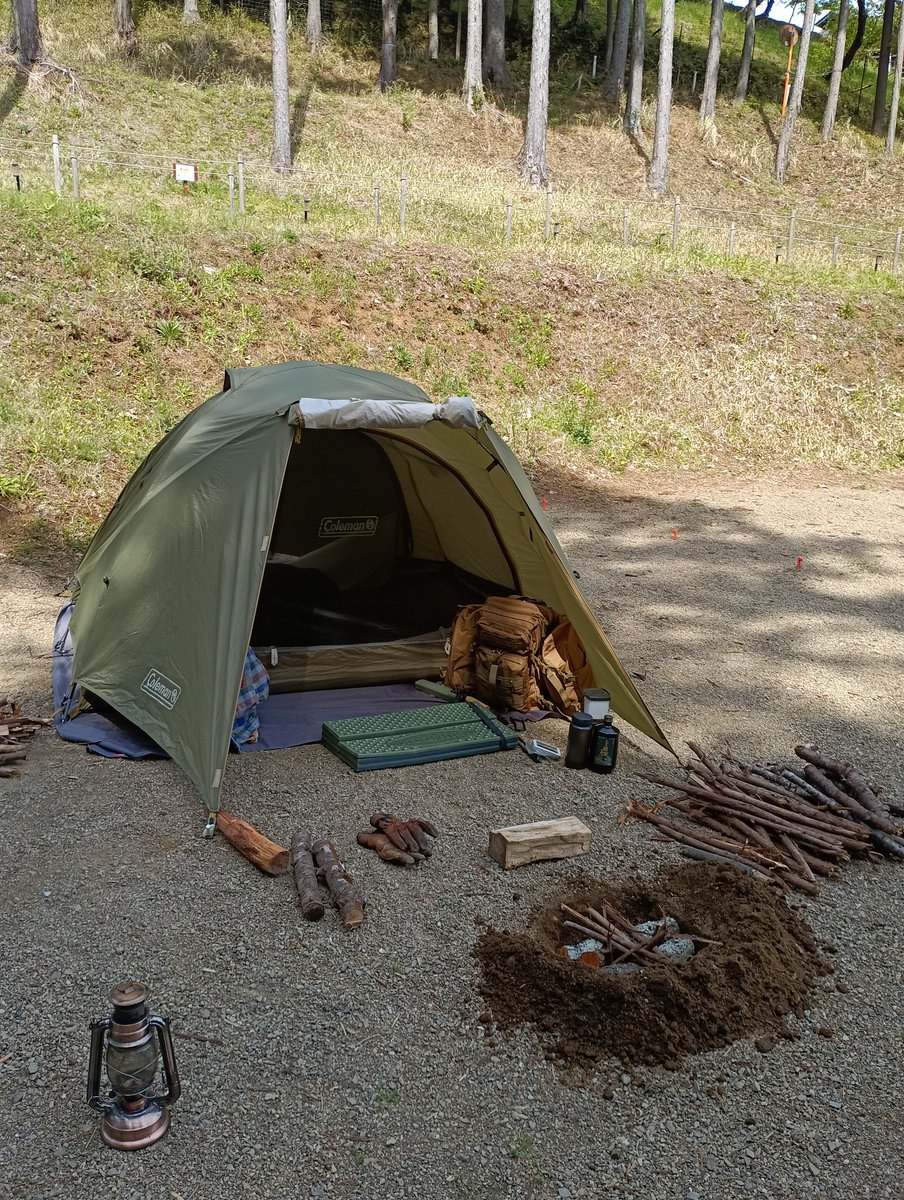 秦野市は湧き水が多くキャンプ場近くの湧き水を飲んだけど、看板に煮沸するなど自己責任でとのこと。

ピロリ菌除去したばかりなのに生で飲んでしまった、その後沸かしてコーヒーに使ったけど何だかなぁ。