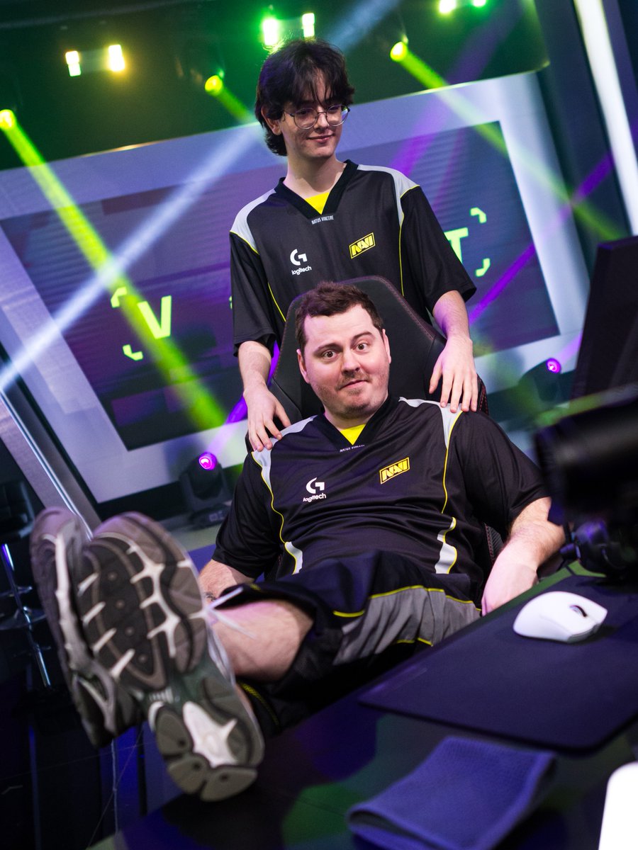 Lacerat3's tweet photo. Going to watch some #VCTEMEA action tonight in the studio💥
📸 @natusvincere - I love this team's vibes. Especially in the second pic with the Big Boss energy https://t.co/ykRQy5iptF