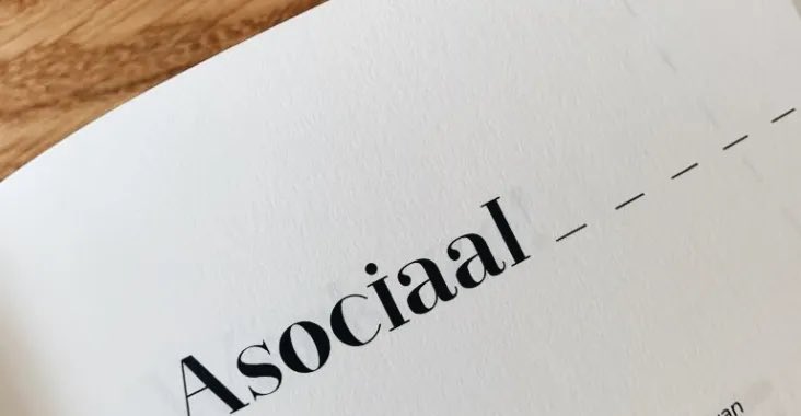 Dus mensen in de zorg die dag in dag uit keihard werken zijn de klos. 

Wat een a-sociaal beleid!