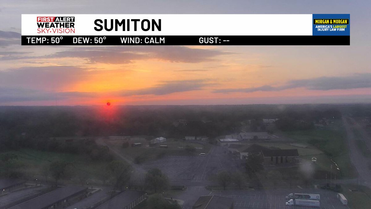 megtomwx's tweet photo. What a sunrise from Sumiton on this GOOD FRIDAY! https://t.co/yWtUJaBxmB