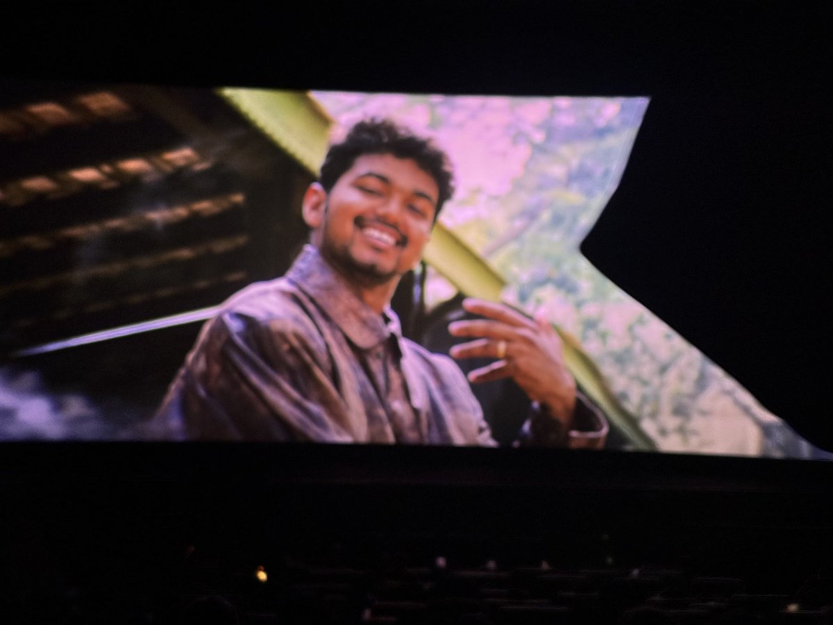 Sibi_Sathyaraj's tweet photo. Showtime😍
#Sachin
@actorvijay @theVcreations https://t.co/nEkRyPAyOR