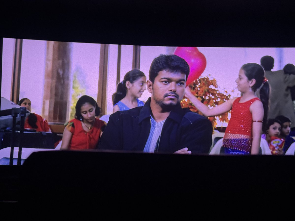 Sibi_Sathyaraj's tweet photo. Showtime😍
#Sachin
@actorvijay @theVcreations https://t.co/nEkRyPAyOR