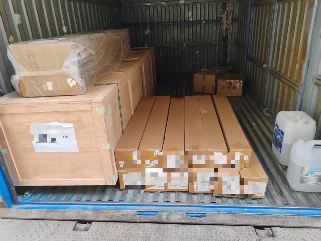 NicoleKongkim's tweet image. 💪1.8m printer +1.6m cutter+different vinyls ship to USA 🇺🇸
More suitable for big wedding and birthday party events decorations 🥳🥰

📲Add WhatsApp：+86 189 2500 7282 
📧nicole@cyytech.com

#stickerprinter
#vinylprinter
#cutter
#stickercutter
#kongkim
#Kongkimlargeformatprinter