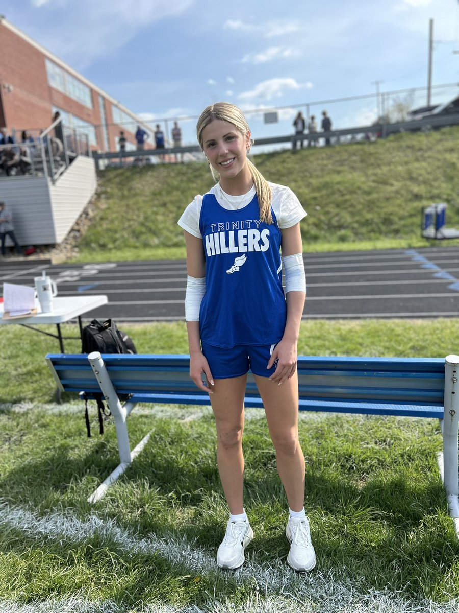 GandyScience's tweet photo. Congratulations Ella Sammel on breaking 2 school records!!!!
100 m hurdles - 15.16
High Jump - 5’6.5”
 @Trinity_Hillers @THStrack_field @TrinityAreaSD https://t.co/SZWQEFwOZ0