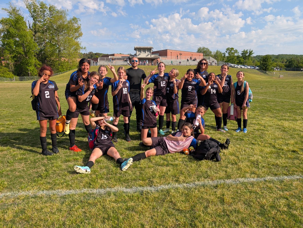 RealRMSBulldogs's tweet photo. No biggie...I mean...the Lady Bulldogs just making a little school history by becoming the first soccer team in RMS history to host an NGAC playoff game, win a playoff game, and make it to the FINAL FOUR!!!πͺβ½οΈπ₯
πͺ
Go Bulldogs!!!πΎ
#RMSBulldogs #RidgelandReady #CollegeWorkLife https://t.co/SX48dAPZ4b