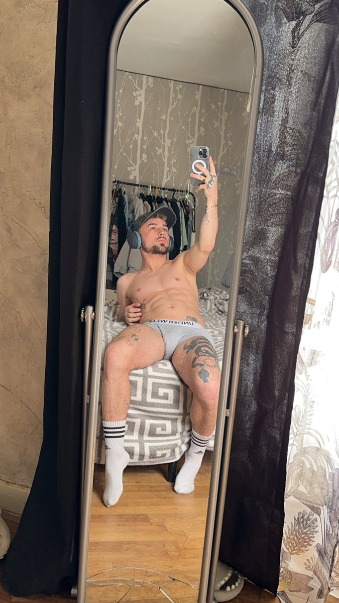Kayk_Batistelli's tweet photo. Très horny en ce moment 🥵#bottom #gayboy #french https://t.co/xtIXeBUp9a