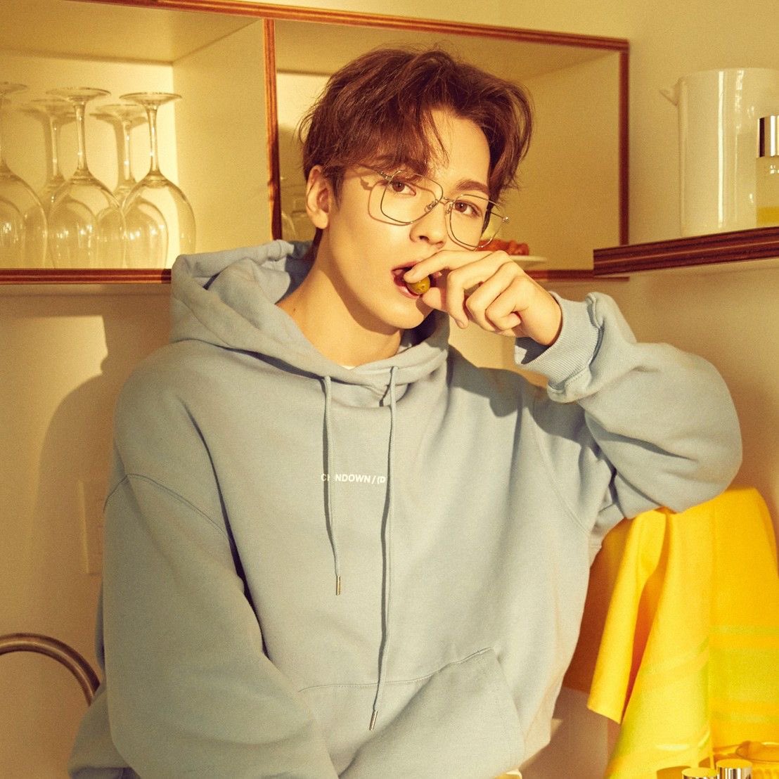 simpyjh's tweet photo. valentine's day

; lindofam! ー coupshan three tweets au https://t.co/yZxezXsRMH
