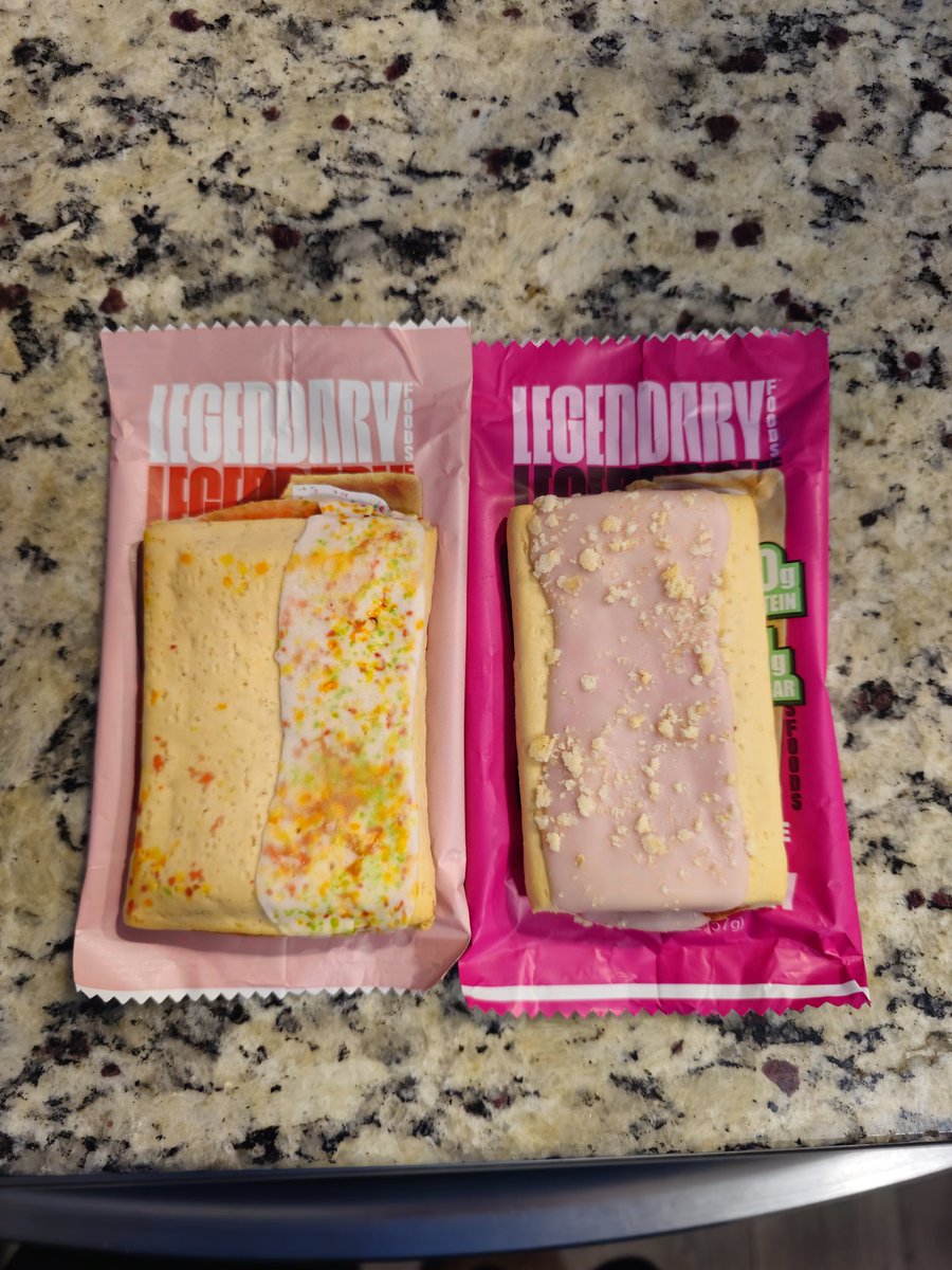Andylone1's tweet photo. @LegendaryFoods1 the cherry crumble one is good, even though it is a bit smaller when I first opened it and was a bit surprised. However, I think your new calorie cutting for the strawberry one is a bit silly. Lol. Still love to pastries! https://t.co/u6z8upTwEV