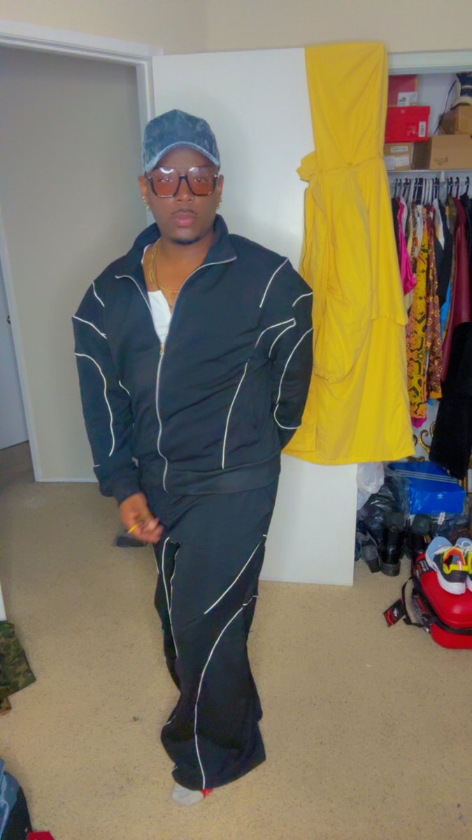 loverboi_1986's tweet image. Feels so right 🥷 #lababy 🌴☀️