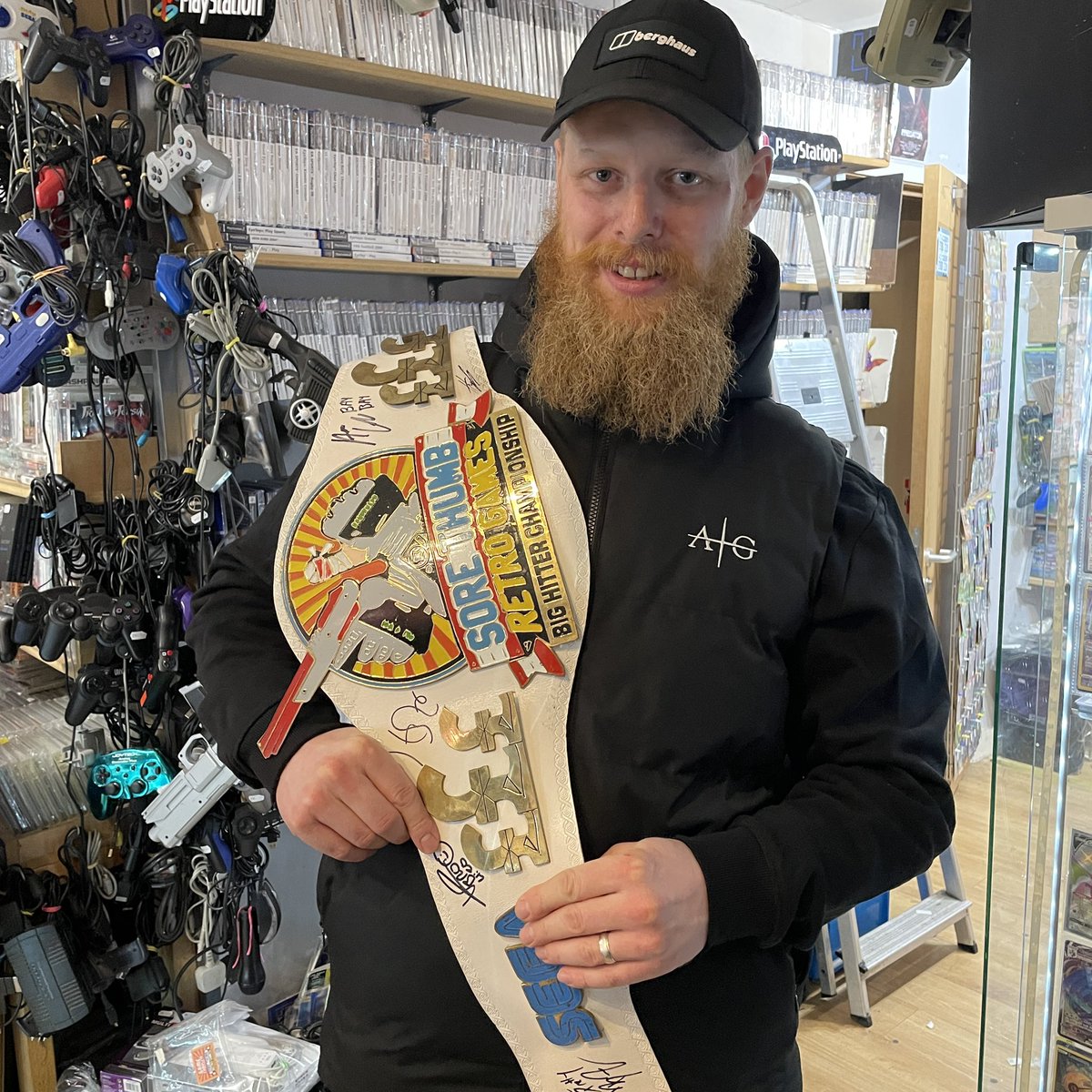 Sore Thumb Retro Games tweet media