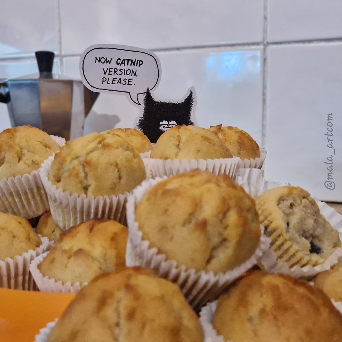 mala_artcom's tweet photo. Left three batches of muffins overnight.
Found half gone by morning.
The Cat now claims to be a Certified Muffin Inspector.
Unbelievable but... believable.
#CatLogic #EasterSnacks #MuffinHeist #KitchenHelpButNot #mala_artcom #CatMadeMeDoIt #ArtUnderThePaw #SnackAudit #CatMeme https://t.co/nQeARSGGLo