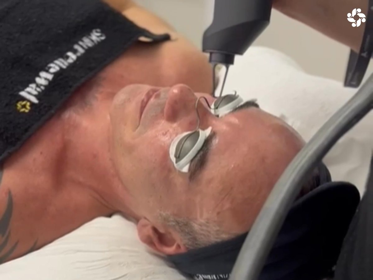 SkinBodyRenewal's tweet photo. With doctor-led, science-backed treatments, you can restore, tighten, and refresh—giving your skin the renewal it deserves https://t.co/DeTciLsdYn
#TimelessSkin #ReclaimTime #AgelessGlow #skintips #SkinRenewalSA https://t.co/PKSFyyg1b9