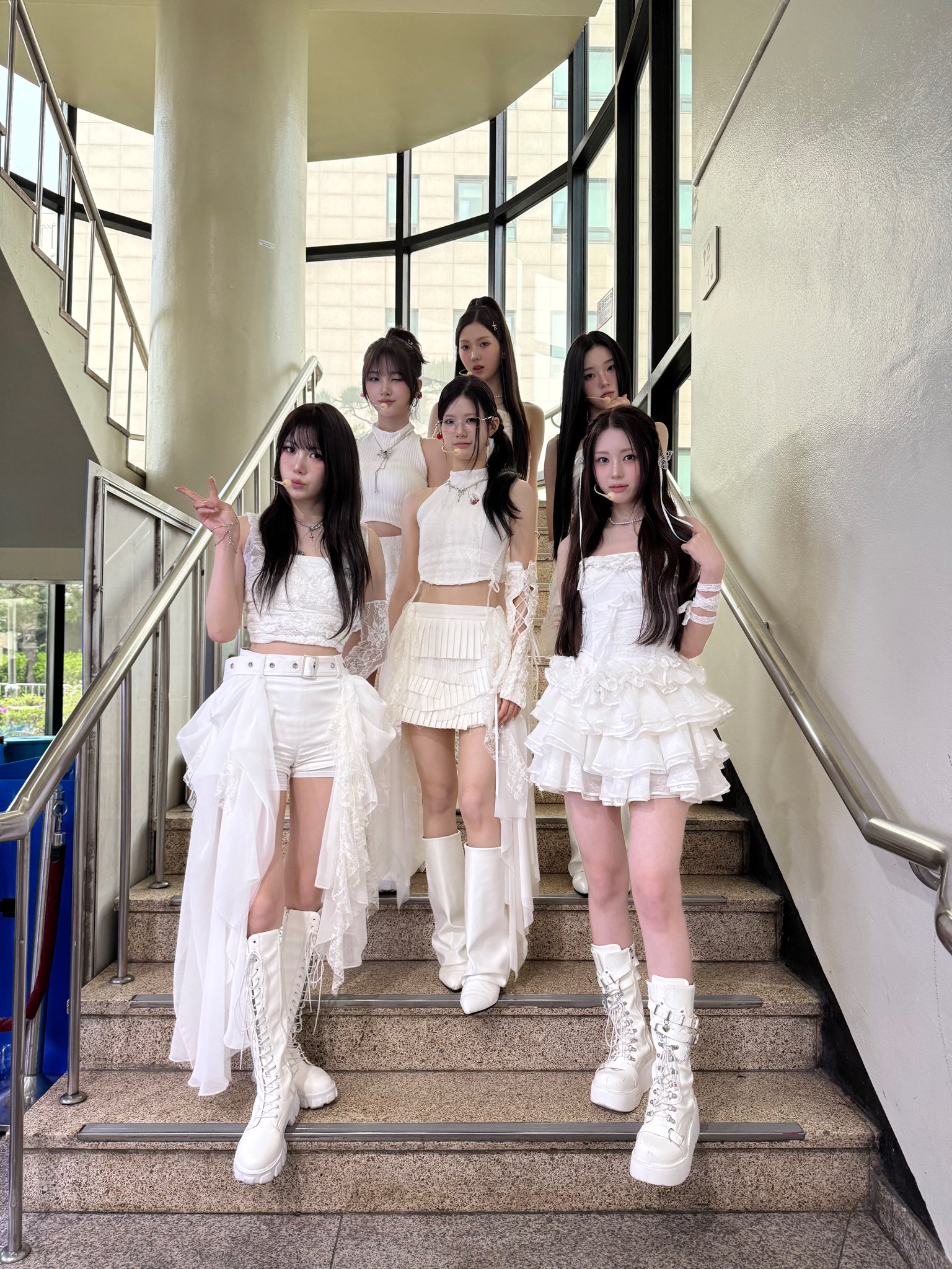 Go0HkYDboAESmjd?format=jpg&name=large