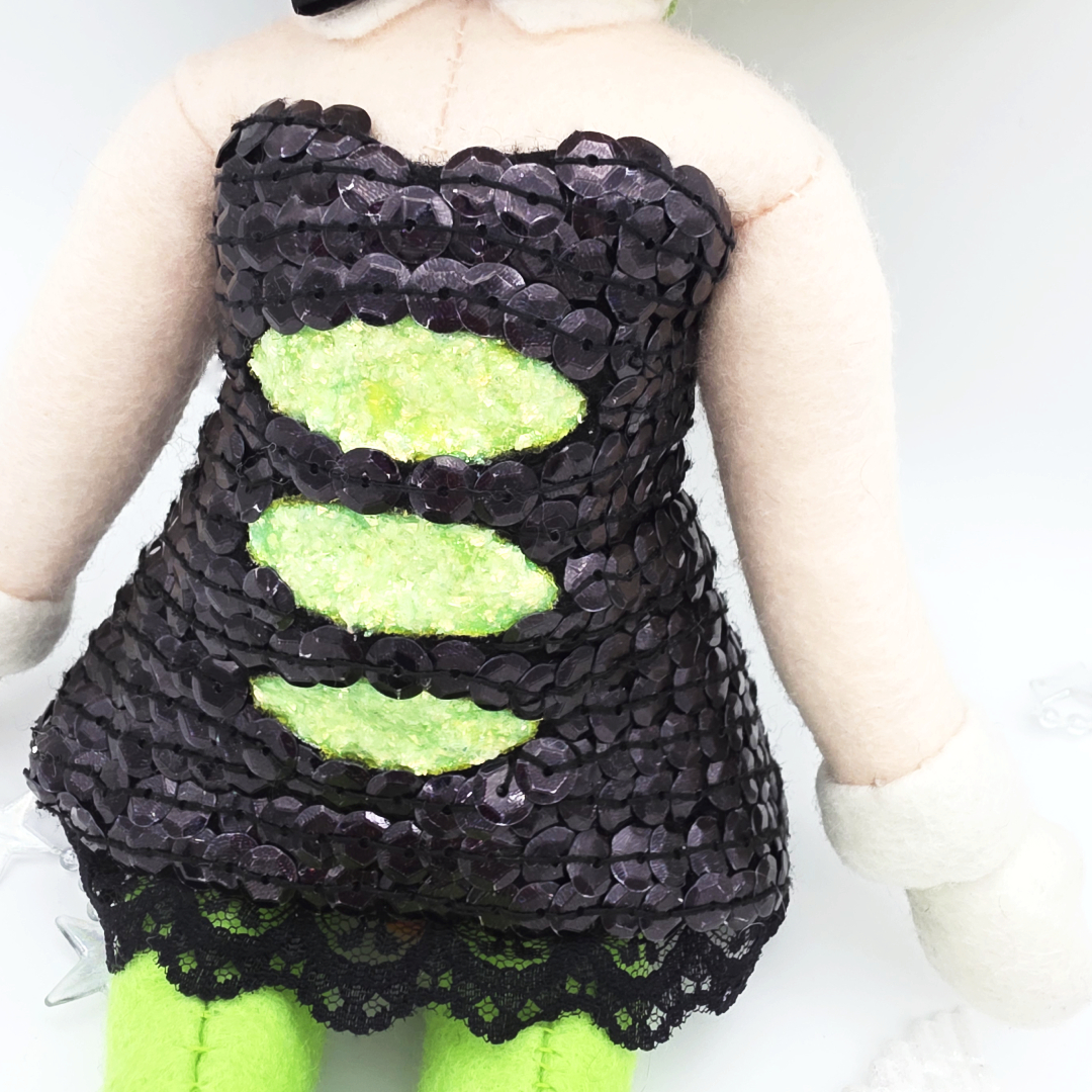 taembear♡てむべあ (@taembear) on Twitter photo handmade marie splatoon doll.......where i lovingly handsewed every individual sequin like a crazy person #Splatoon 💚🦑 still up for adoption on my etsy ~~ handmade marie splatoon doll.......where i lovingly handsewed every individual sequin like a crazy person #Splatoon 💚🦑 still up for adoption on my etsy ~~