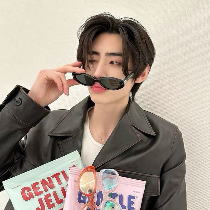 woncyn's tweet photo. { restarting 03… }
#promotwt 

hello! I am ciyan and I am looking for interactive #moots!

✧ she/her, minor, filo
✧ not new to #stantwt #kpoptwt
✧ mostly a gg stan but I also stan some bg
✧ any fandom is welcome

♡/↻ to spread and be moots, thank you! https://t.co/oILydXxsRz