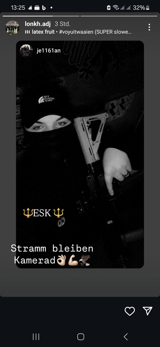 KoelnAnonymous's tweet photo. @Anonymatiker Der Nazi-Junge postet stolz das SS-Zeichen–und sein Account ist immer noch öffentlich.
Bruder, willst du erwischt werden oder bist du einfach nur dumm?
Der Screenshot ist längst beim Staatsschutz.
Danke für deine Offenheit, wirklich ehrenlos clever #antifableibt #fcknzs #fckadj https://t.co/82BzG9ZTEH