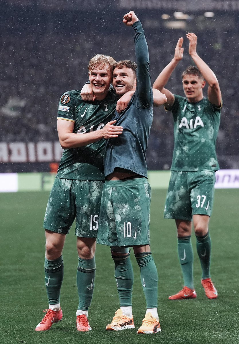 Madders10's tweet image. So proud of this team. A memorable night in Frankfurt last night. Showed the grit & determination that people doubted we possessed. Onto the semi-finals. COYS🤍