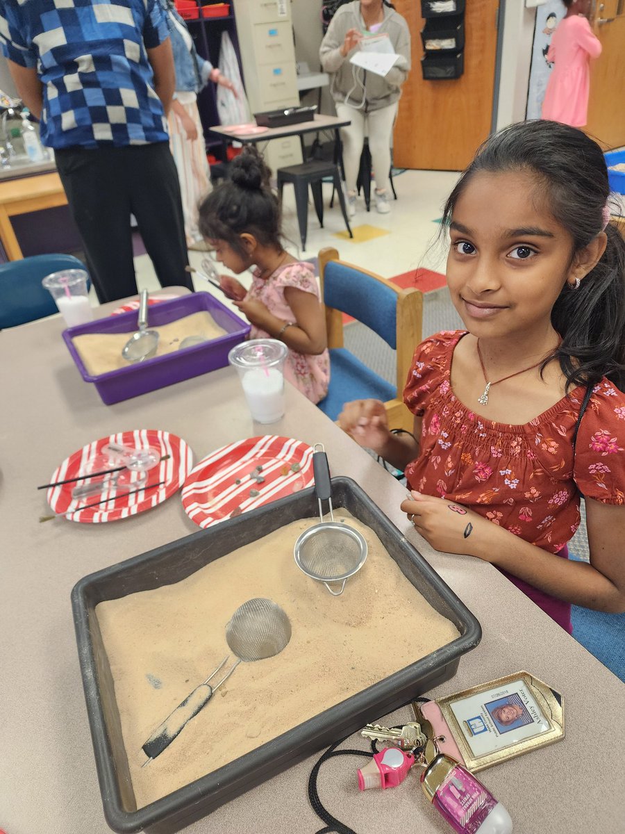 Science Night <a href="/CarverESCubs/">Carver Elementary</a>