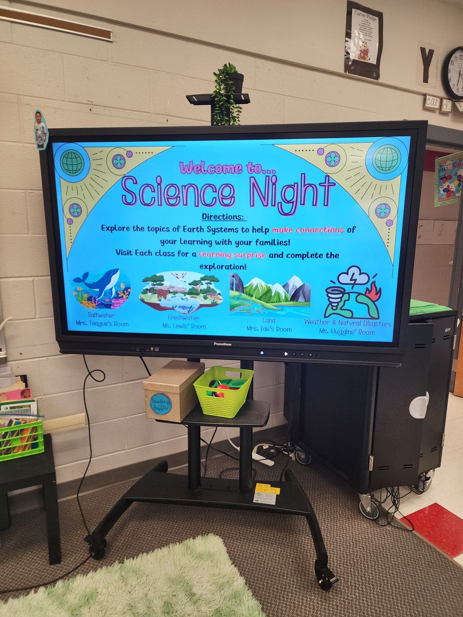 MerrittWenitra's tweet photo. Integrating literacy and science @CarverESCubs #sciencenight https://t.co/P6U9NGZ9GZ