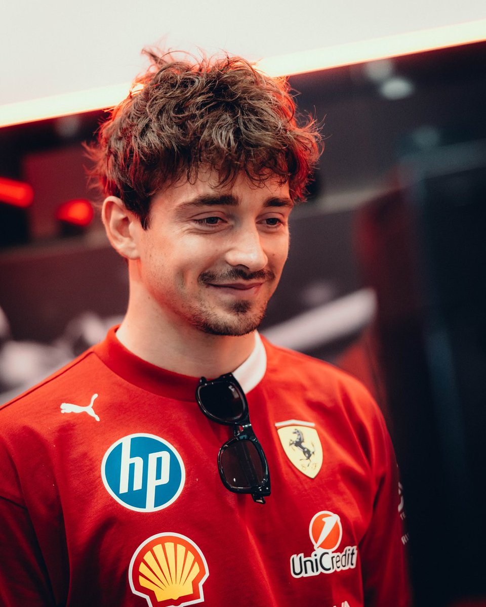 ScuderiaFerrari's tweet photo. Kicking off our Friday with a meet and greet 🙌 https://t.co/9KnjeJmpMT