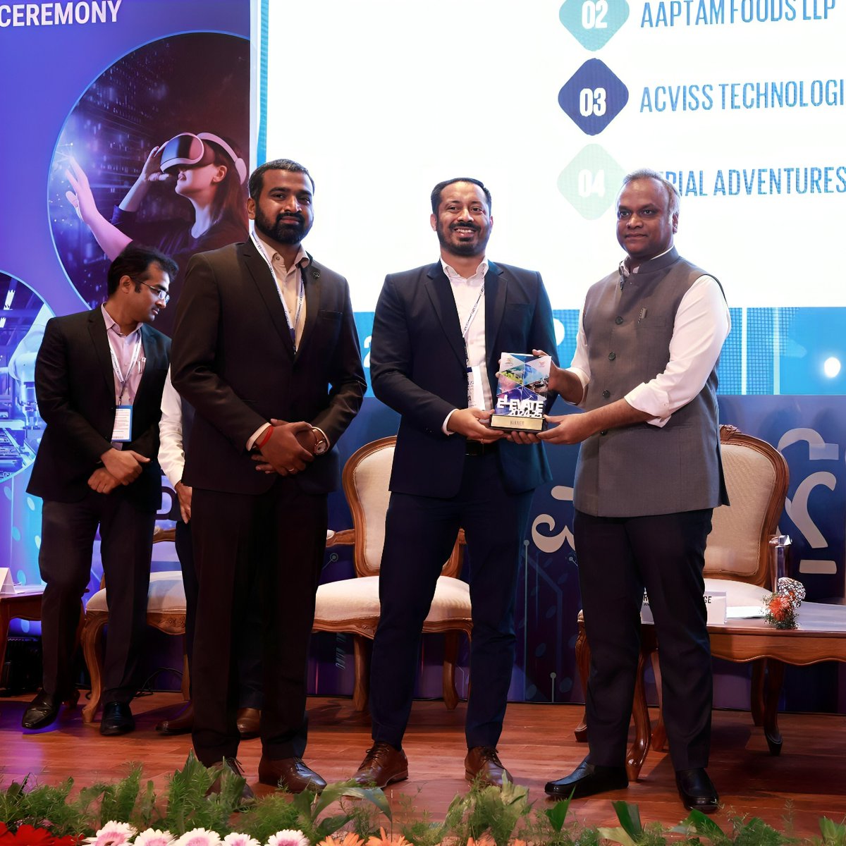 Prime_Insights1's tweet photo. ELEVATE 2024: Acviss Chosen for Karnataka’s ₹25 Crore Innovation Grant Scheme

https://t.co/qJh7HnNlRE

#Elevate2024 #acviss #karnataka #innovation #GrantScheme #startupstories #FlagshipProgram #empowerment https://t.co/AwTCnp7ptN