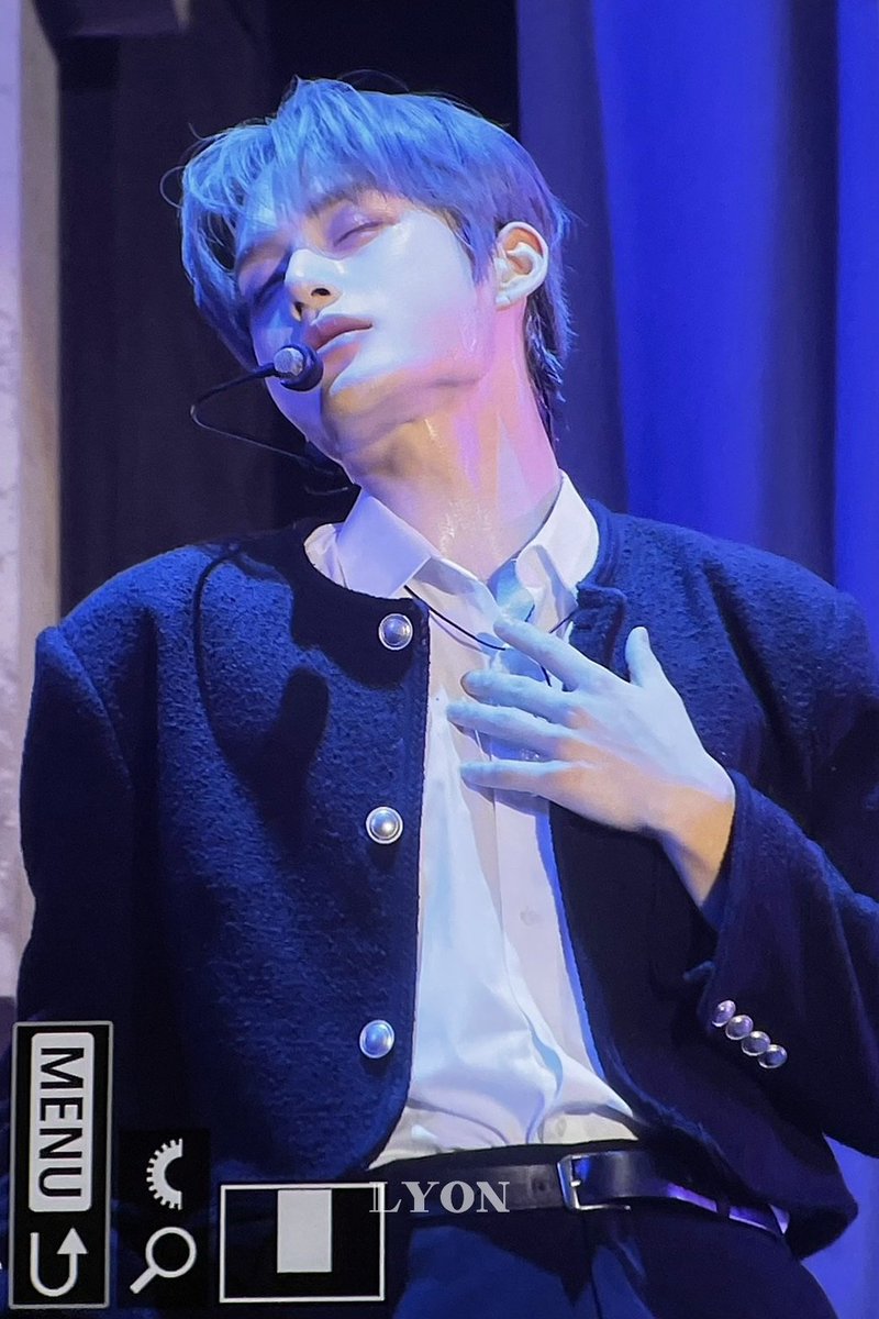 250418
#김지웅 #KIMJIWOONG #キムジウン
#ZEROBASEONE #ZB1 #제로베이스원