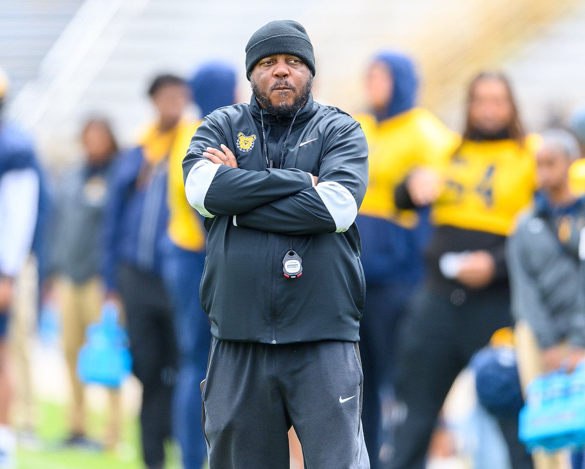 Coach Holt tweet media