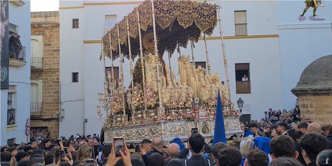Recogida de María Santísima del Rosario en sus Misterios Dolorosos de la Hdad del Perdón de Cádiz 2025