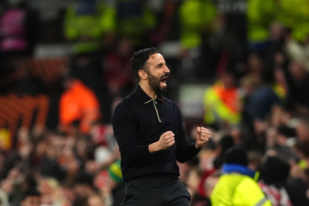 ✨️When you're down
Four to two
And somehow
You go through...
THAT'S AMORIM... ✨️
#manutd