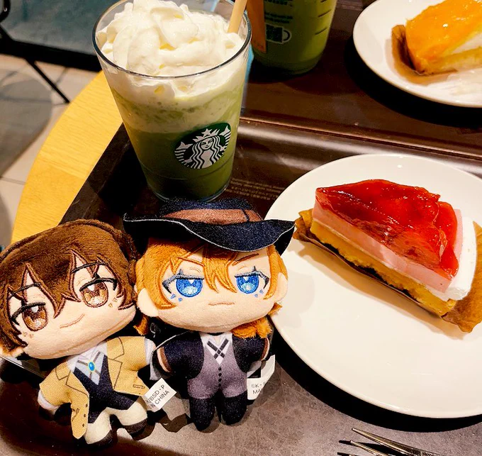 お迎えしてきた…っ!! か!!!!かわいいいのち!!!!! 産まれた瞬間、あんやさんにお顔もちもちしてもらえたので縁起が良いです お顔、太さんはシュッとしてるし、ちゅやさんはぽてんとしててほんとかわいい…