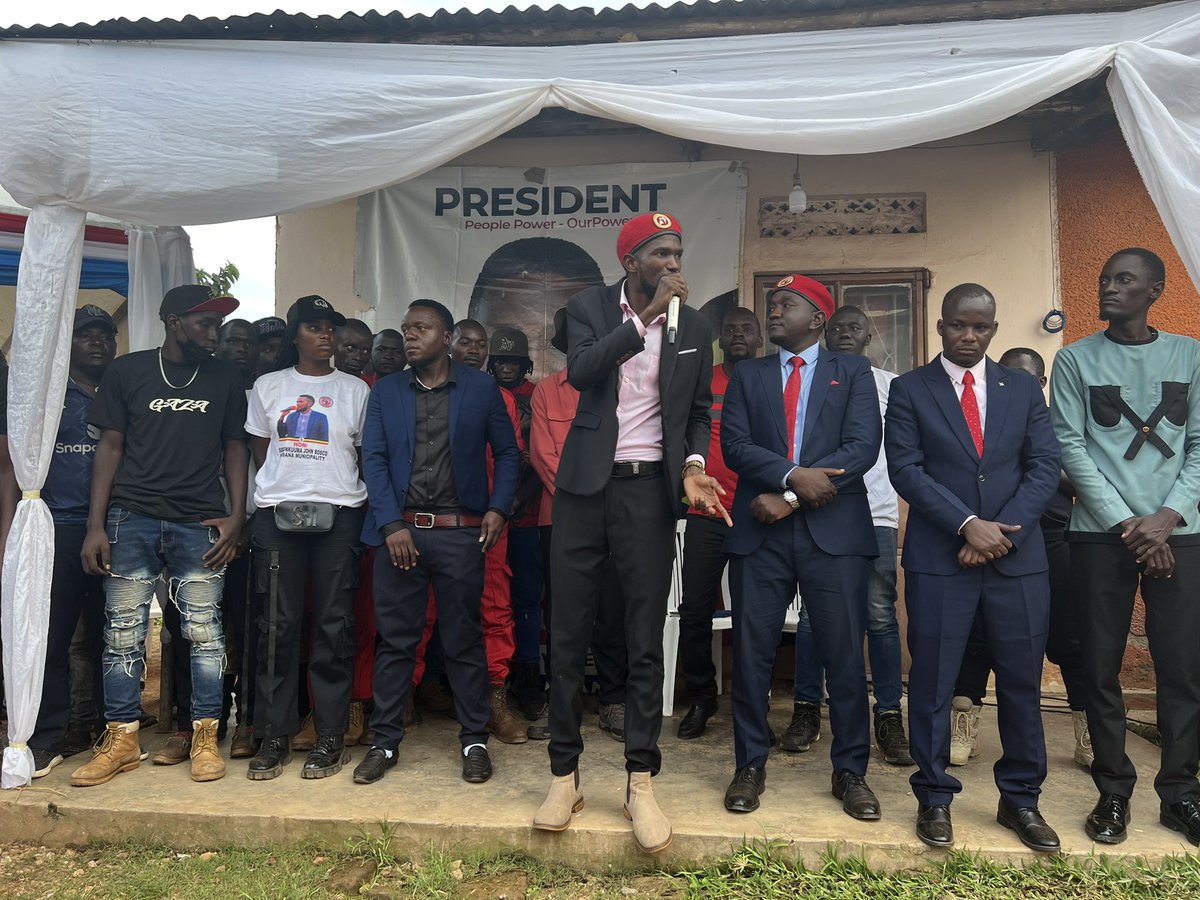 Sserunkuumajb's tweet image. We spent the day in the areas of Matugga parish Gombe Division Nansana. municipality preaching the message of change ✊🏿
#Nansana.