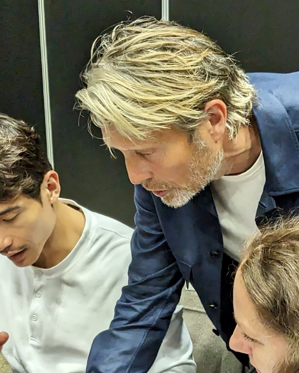 I love her hair 😍
<a href="/takezwhoa/">タケゾヲ</a> 
#madsmikkelsen #hannibal #マッツミケルセン #マッツ・ミケルセン #StarWarsCelebration 
Mads Mikkelsen