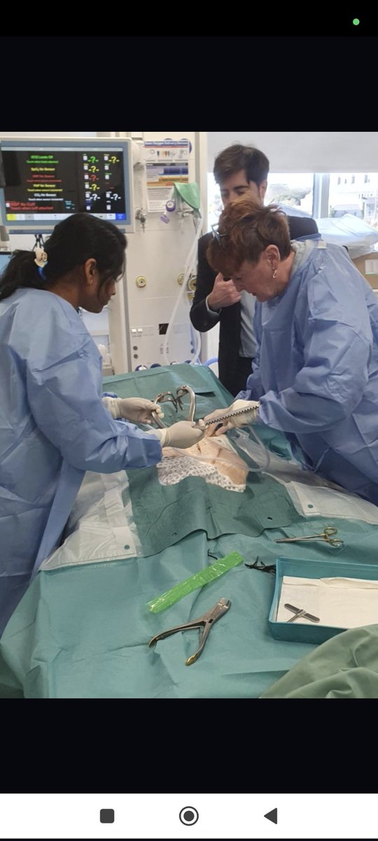 critcarenursSJH's tweet image. Another successful CALS course in @stjamesdublin organised by the #cardiothoracic ANP service.  Big thanks to the Keith Shaw #NurseEducation team,  Dr Danny Calzaferri, Dr Ossmond Morris, Lorraine Costello and Shane Curran for facilitating the training! #SJHNursing #criticalcare
