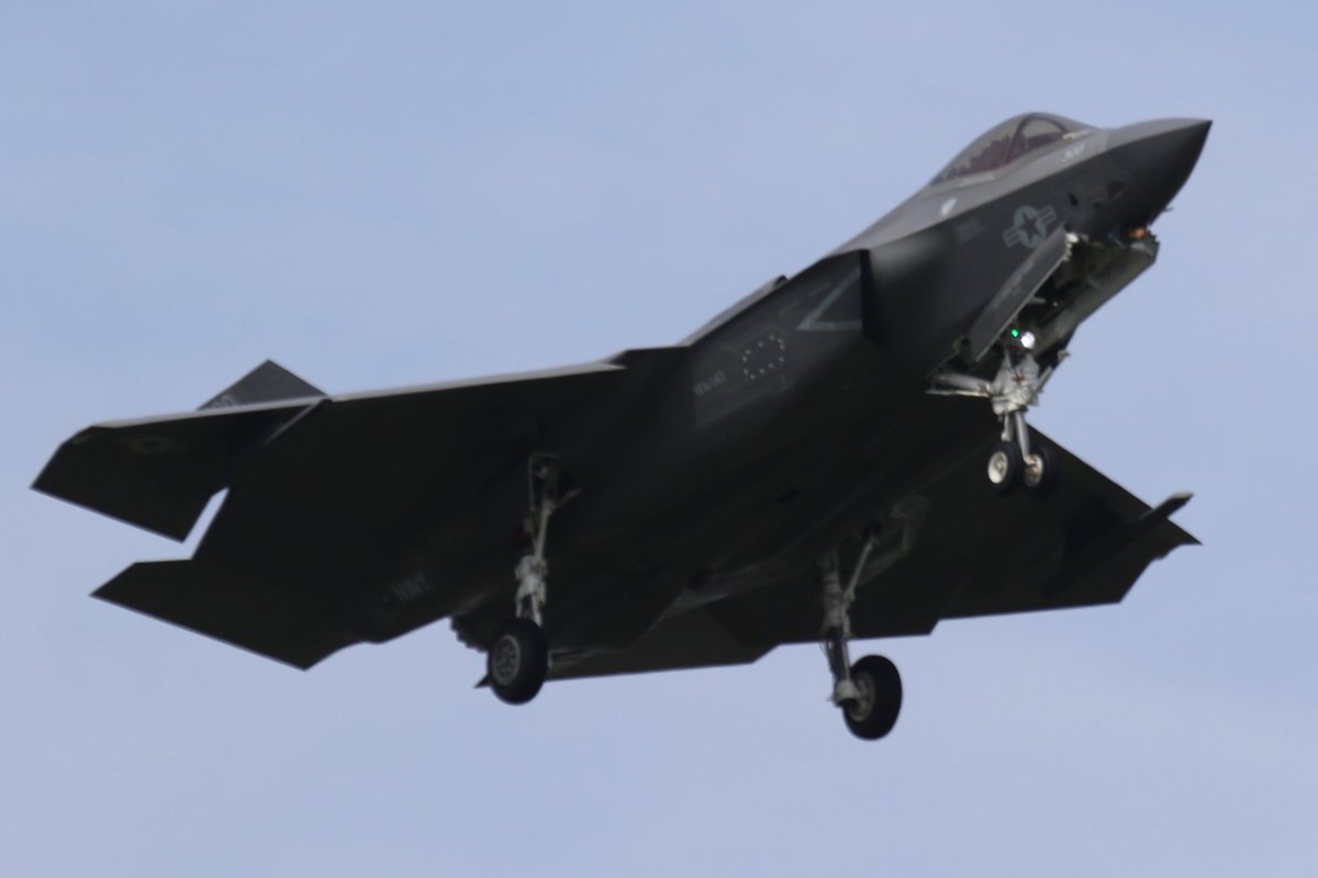 Officegin's tweet image. 厚木基地

厚木基地

F-35C Lightning II

R/W19↓

#厚木基地
#F35C
#LightningII