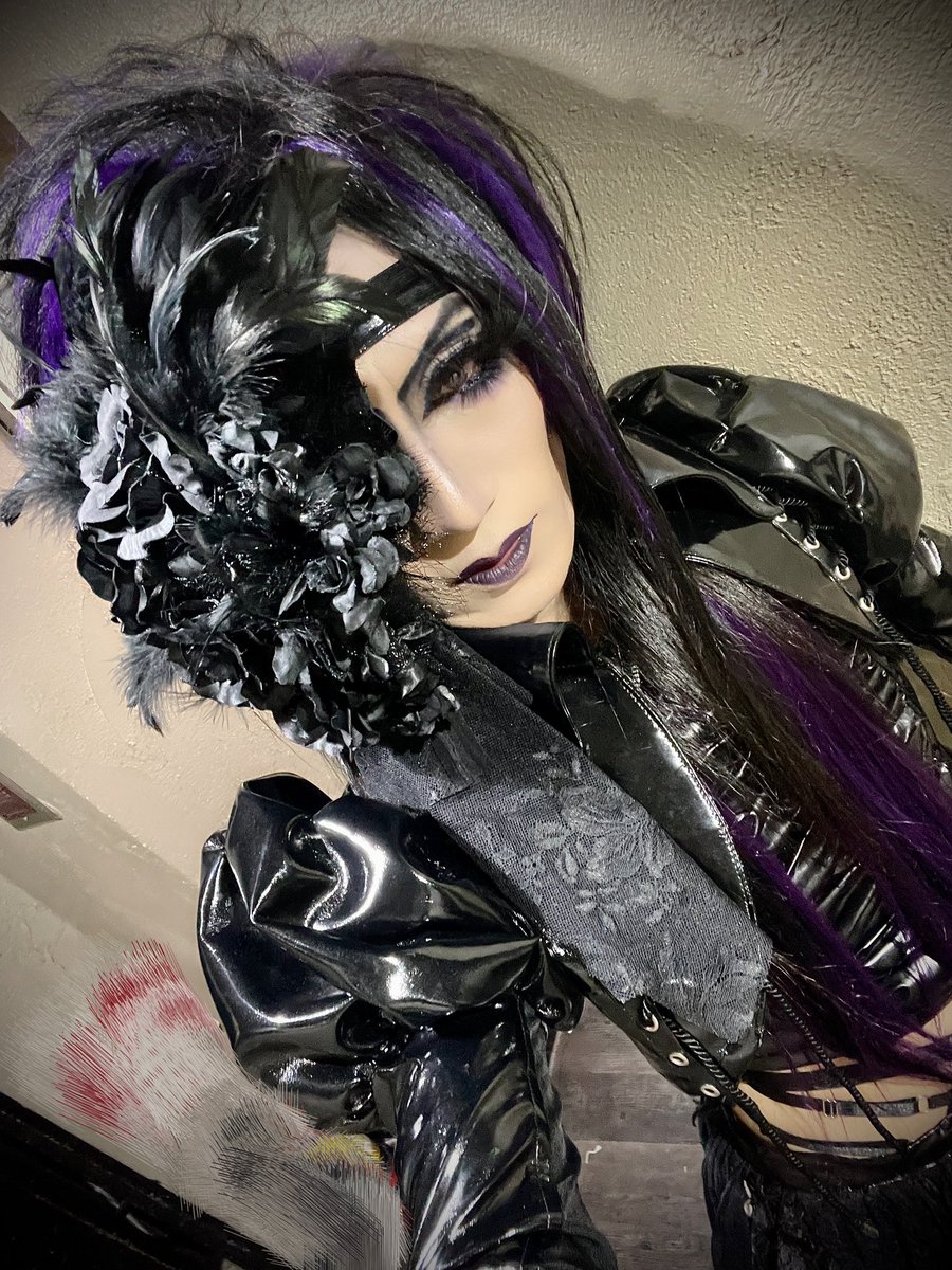 2025.0417 仙台MACANA☪

新体制二本目

久しぶりに地元仙台でライブが出来たってのは本当嬉しかったし、楽しかった

次の仙台は、6/4(水)spaceZeroで自身の生誕ライブ仙台verです

ありがとう☪