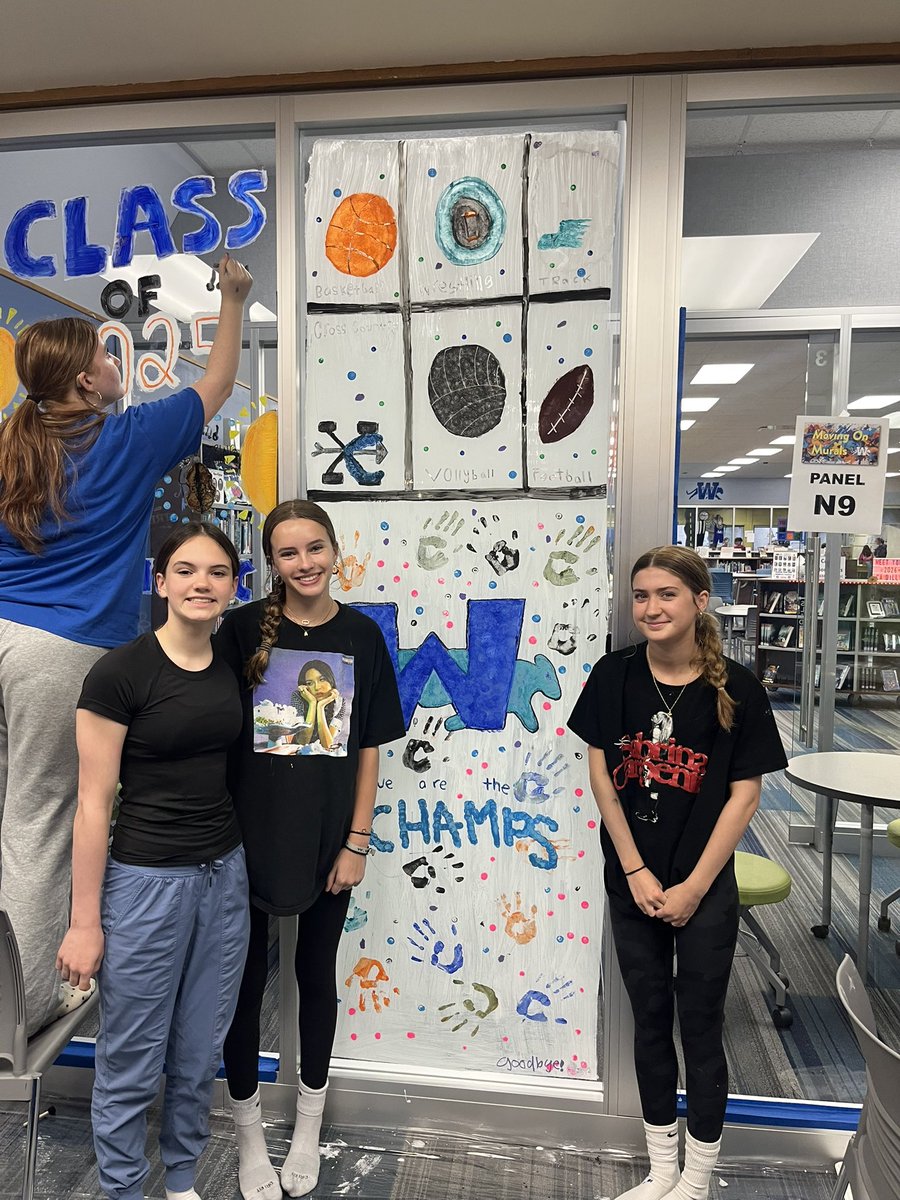 8th grade Students showed off their artistic talent creating Moving On Murals…amazing work Wildcats! #elevate203