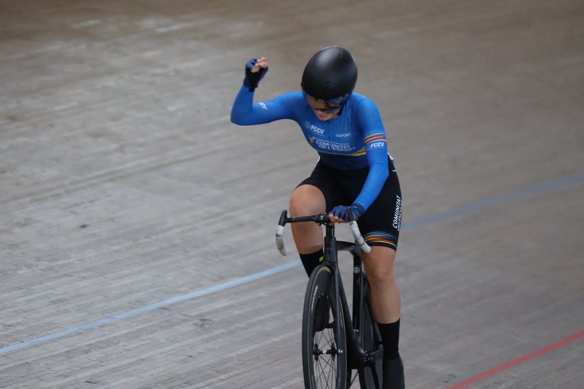 RFECiclismo's tweet photo. #CEJuniorCadetePalma25 | 📸 Podio de la categoría junior de Velocidad Individual 

¡Enhorabuena a tod@s! 👏 https://t.co/ITR73fiKho