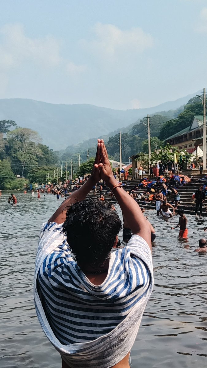 ManpreethReddyT's tweet image. Sabiramala 🙏🏻 Ayyappa 

#Kerala #pamba